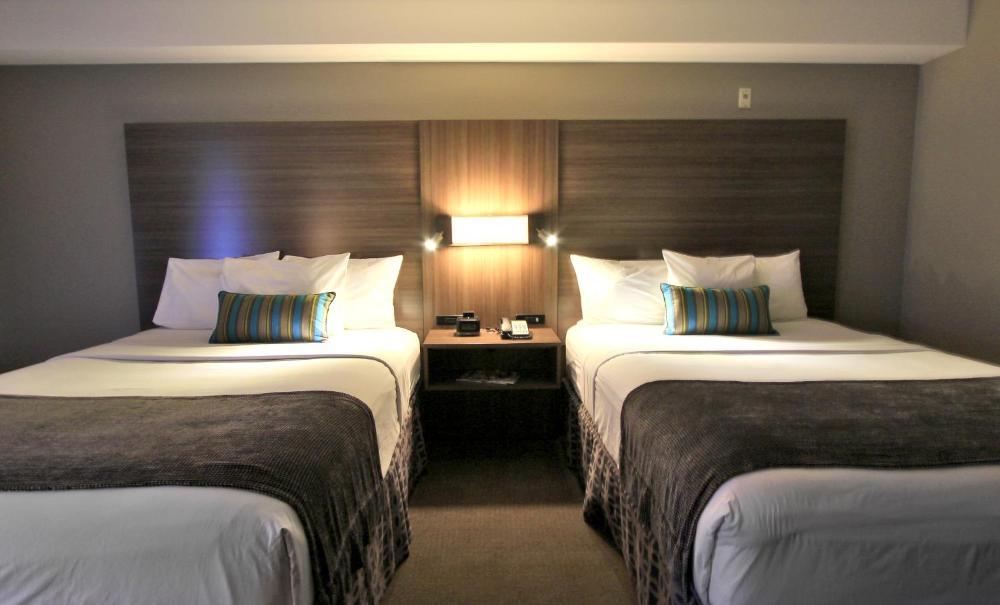 Double Queen Room with City View interior